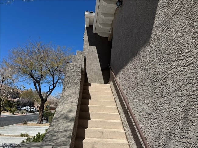 840 Canterra St in Las Vegas, NV - Building Photo - Building Photo