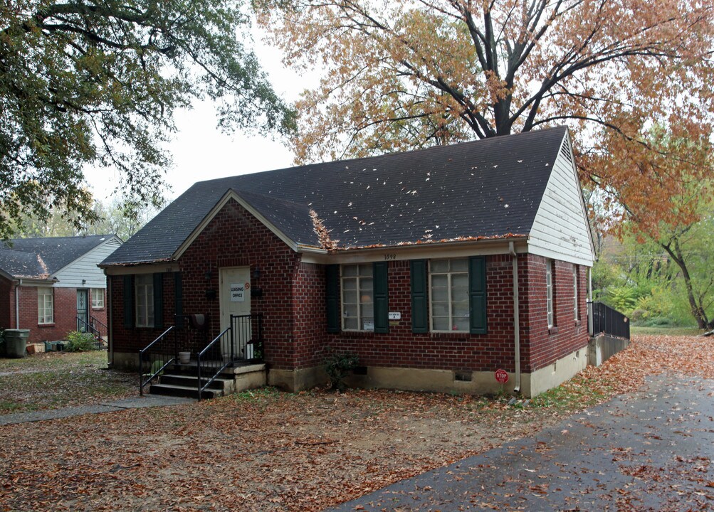 Atlantic Oaks Apartments in Memphis, TN - Building Photo