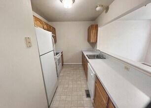 3615 Harbor Rd in Chesapeake Beach, MD - Building Photo - Building Photo