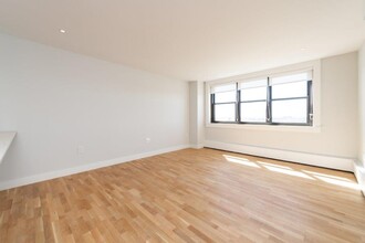 1422 Columbia Rd, Unit #16G in Boston, MA - Building Photo - Building Photo