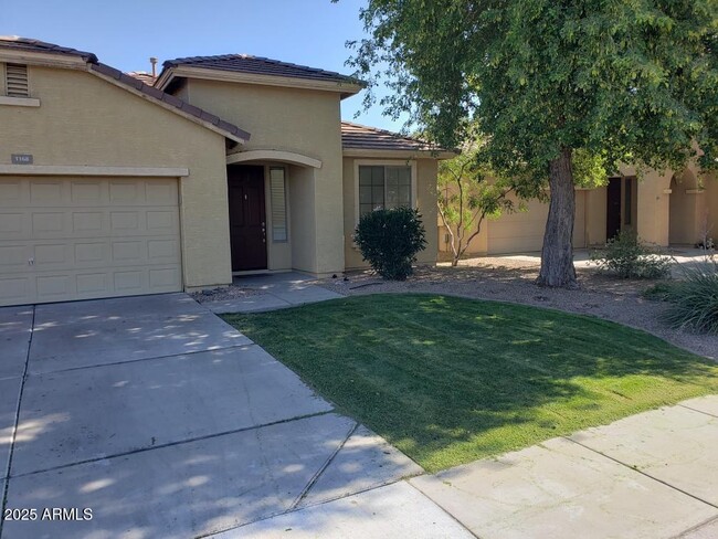 1168 W Desert Hollow Dr in San Tan Valley, AZ - Building Photo - Building Photo