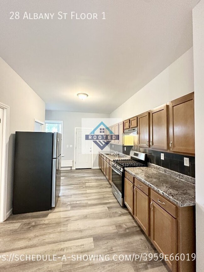 28 Albany St in Albany, NY - Building Photo - Building Photo