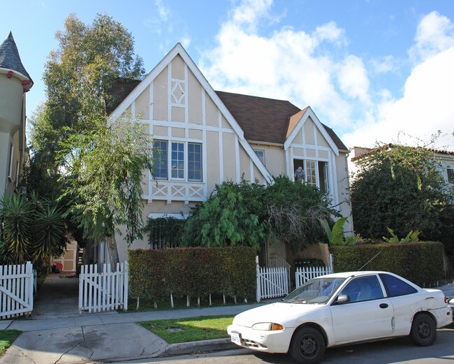 411 N Spaulding Ave in Los Angeles, CA - Building Photo - Building Photo