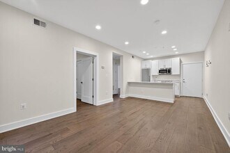 1412 Chapin St NW in Washington, DC - Building Photo - Building Photo