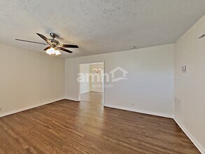 511 Whitewater Ln in Murfreesboro, TN - Foto de edificio - Building Photo