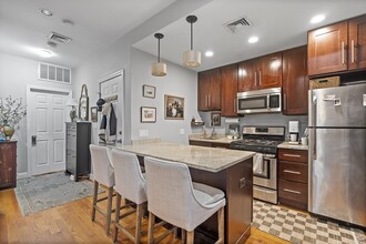 100 Old Harbor St in Boston, MA - Building Photo - Building Photo