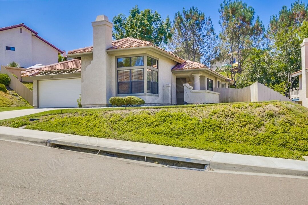 1801 Avenida La Posta in Encinitas, CA - Building Photo