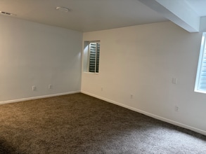 799 Country Club Dr in Stansbury Park, UT - Building Photo - Building Photo