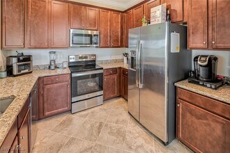 2665 Citrus St in Naples, FL - Foto de edificio - Building Photo