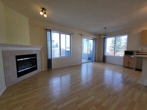 4350-4323 23 St NW in Edmonton, AB - Building Photo - Building Photo