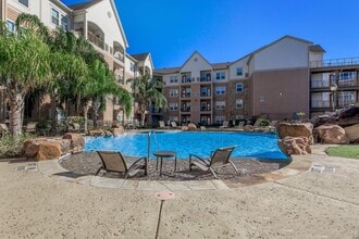 Bay Vista/Bay Vista Pointe in Corpus Christi, TX - Building Photo - Building Photo