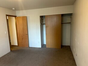 1062 Andis Rd in Burlington, WA - Building Photo - Building Photo