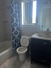 5652 Strawberry Lakes Cir in Greenacres, FL - Building Photo - Building Photo