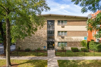 421 S Harvey Ave in Oak Park, IL - Building Photo - Building Photo