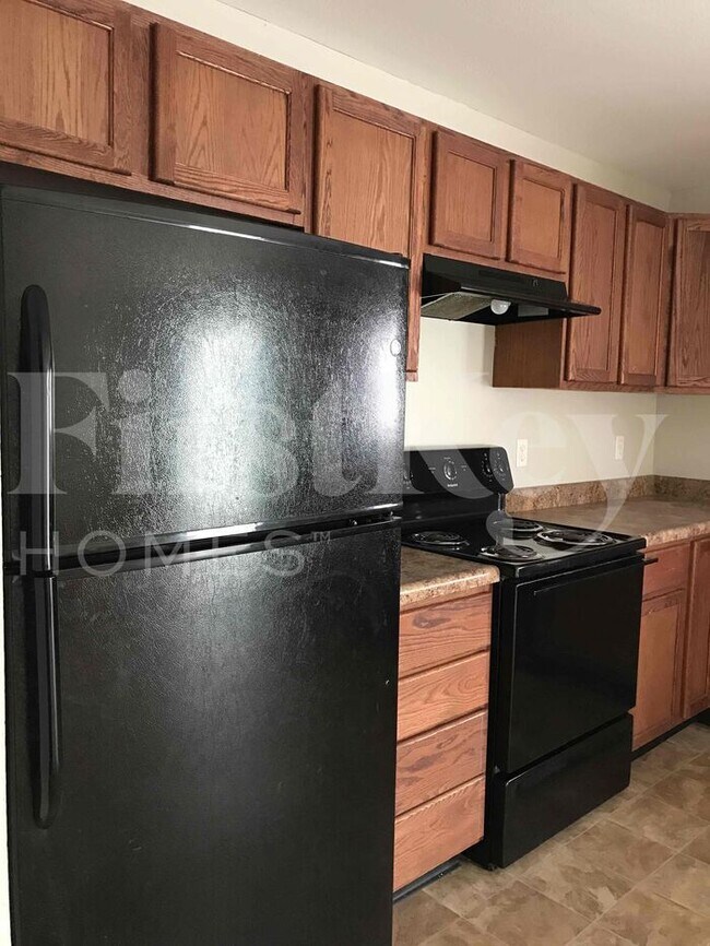 11205 Fall Dr in Indianapolis, IN - Building Photo - Building Photo