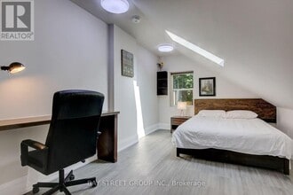 109 Spadina Rd in Toronto, ON - Building Photo - Building Photo