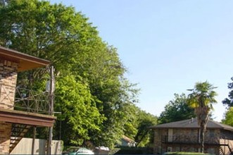 Country Club Apartments in West Monroe, LA - Foto de edificio - Building Photo