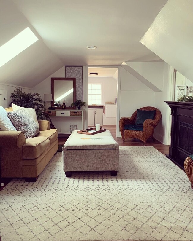 2519 Mcneill Cir, Unit B