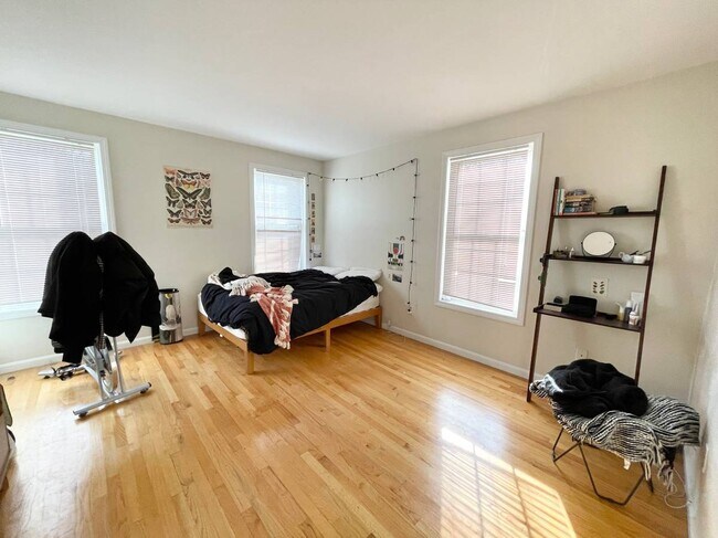 6 Harleston St in Boston, MA - Foto de edificio - Building Photo