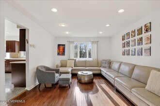 57 Jamestown Dr in Eatontown, NJ - Building Photo - Building Photo