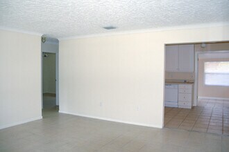 2256 Hyde Park St in Sarasota, FL - Building Photo - Building Photo