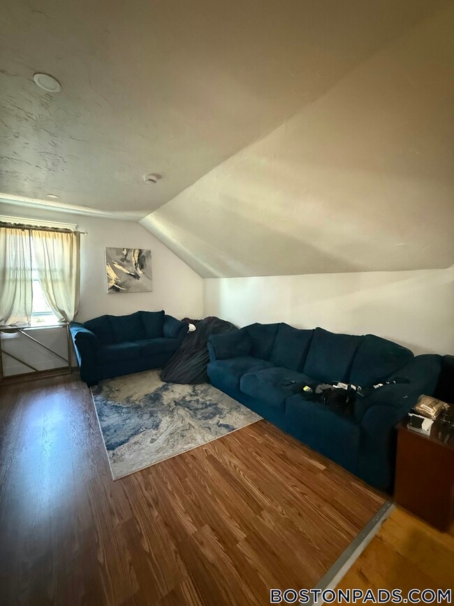 45 Elm St in Webster, MA - Building Photo - Building Photo
