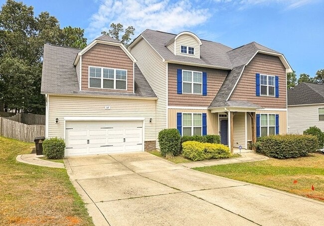 57 Ginseng St in Spring Lake, NC - Building Photo - Building Photo