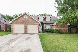 12418 Summer Hill Dr in Balch Springs, TX - Building Photo
