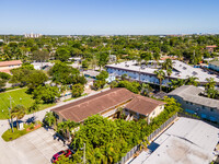 1444 Windsor Ct in Fort Lauderdale, FL - Building Photo - Building Photo