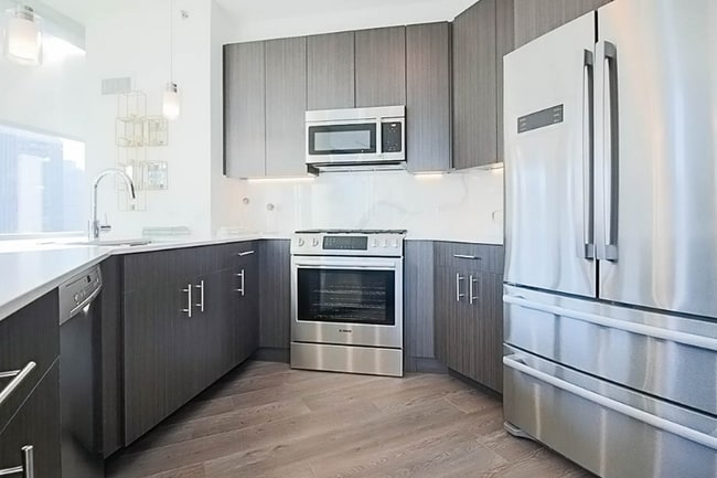 property at 478 N Park Dr