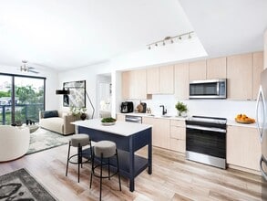 Modera Aventura in Aventura, FL - Foto de edificio - Building Photo