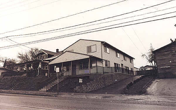 3757 SE Milwaukie Ave in Portland, OR - Building Photo - Building Photo