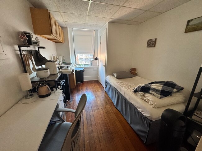 405 Beacon St, Unit 2, Unit 2
