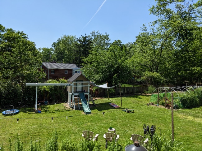 425 Rollins St in Falls Church, VA - Building Photo - Building Photo