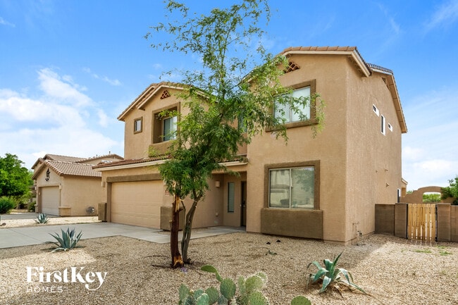 8202 S Placita Gijon in Tucson, AZ - Foto de edificio - Building Photo