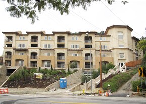 6221 Monterey Rd Apartamentos