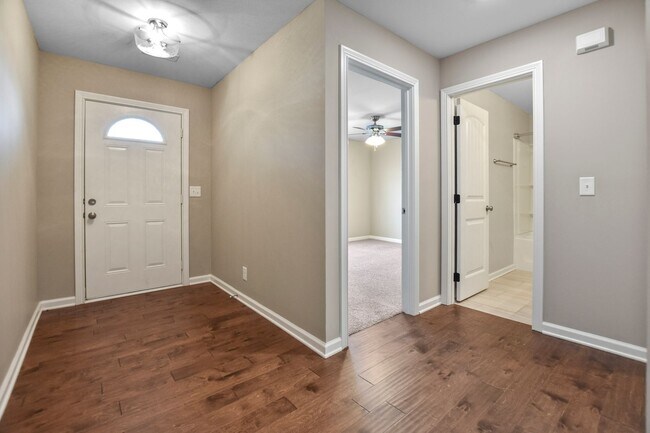 1252 Magnum Dr in Clarksville, TN - Building Photo - Building Photo