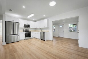 5827 Ansley St in Jacksonville, FL - Building Photo