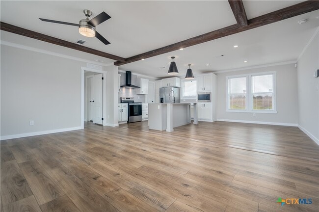 property at 2301 S Old Stagecoach Rd