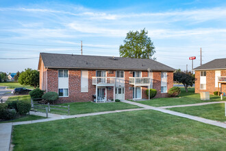 Village Place Apartments in Fowlerville, MI - Building Photo - Primary Photo