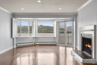 120 Seminary Dr in Mill Valley, CA - Building Photo - Building Photo