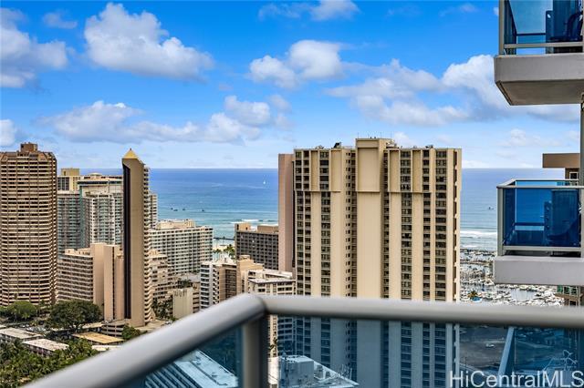 1631 Kapiolani Blvd in Honolulu, HI - Building Photo - Building Photo