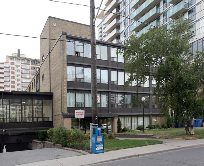 Gaylord Apartments A & B in Toronto, ON - Building Photo - Building Photo