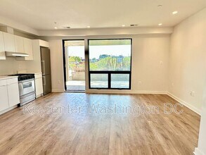 1460 Belmont St NW in Washington, DC - Foto de edificio - Building Photo