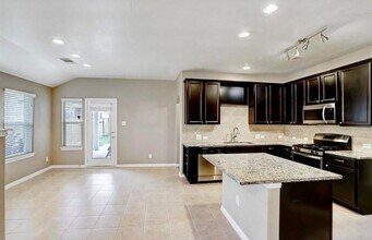 27007 Barrow Glen Dr in Katy, TX - Building Photo - Building Photo