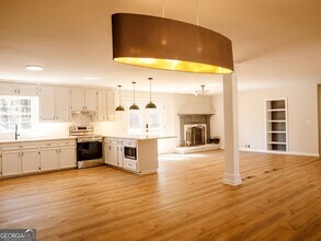 95 Simpson Dr NE in Kennesaw, GA - Building Photo - Building Photo