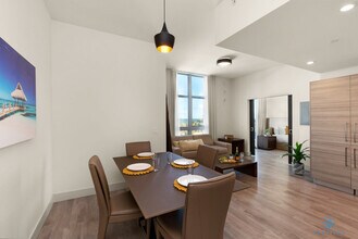 777 N Ocean Dr in Hollywood, FL - Building Photo - Building Photo