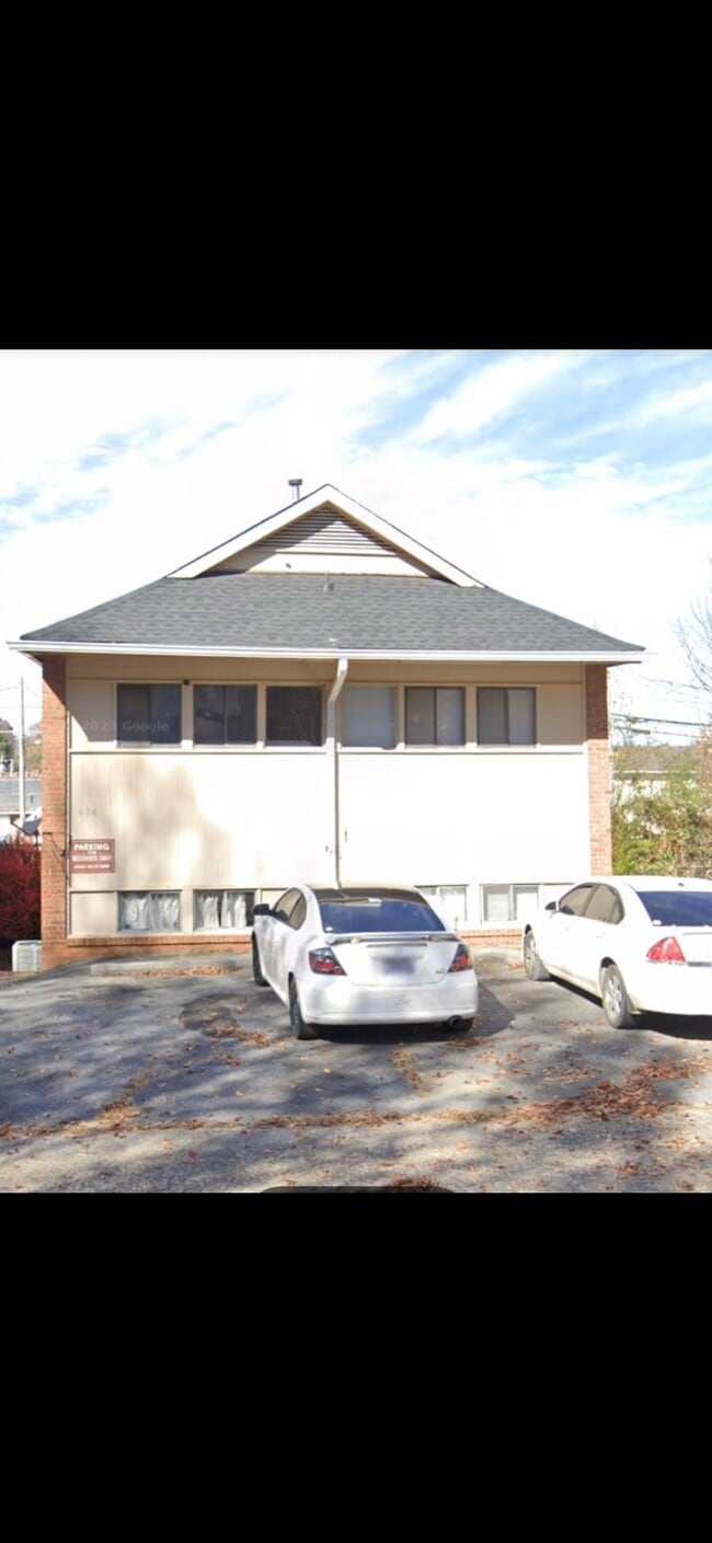 404 W Maple St, Unit Unit 3