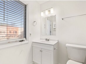 1586 Garden Ct in Charlottesville, VA - Foto de edificio - Building Photo