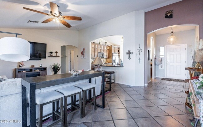 16680 W Saguaro Ln in Surprise, AZ - Building Photo - Building Photo